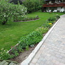 ** PLEASE DESCRIBE THIS IMAGE **